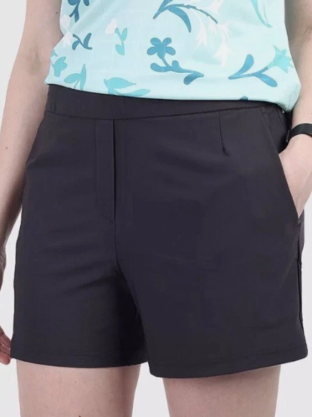 Nike Dri-Fit Golf Shorts w/ Pockets, Black - Size Medium